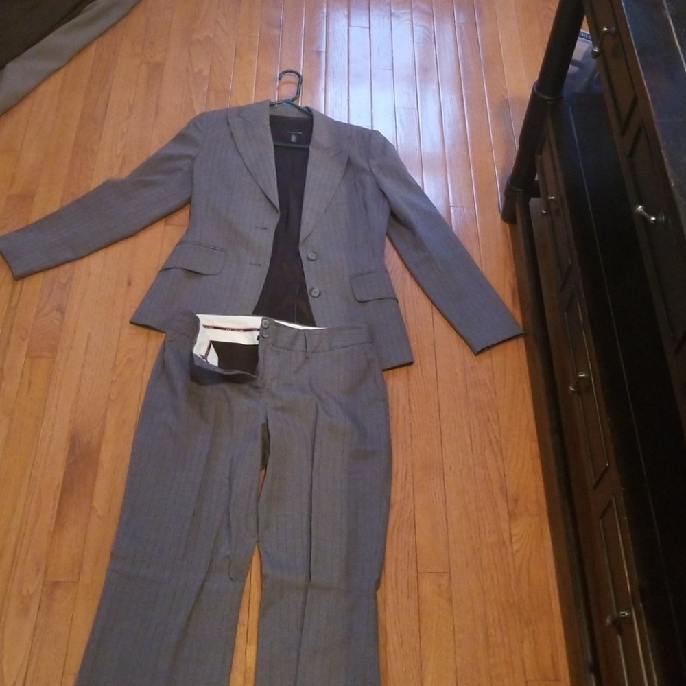 Limited women's suit